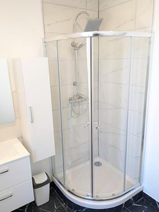 Grande Maison Renovee A 7 Min Du Metro Romainville Eksteriør billede