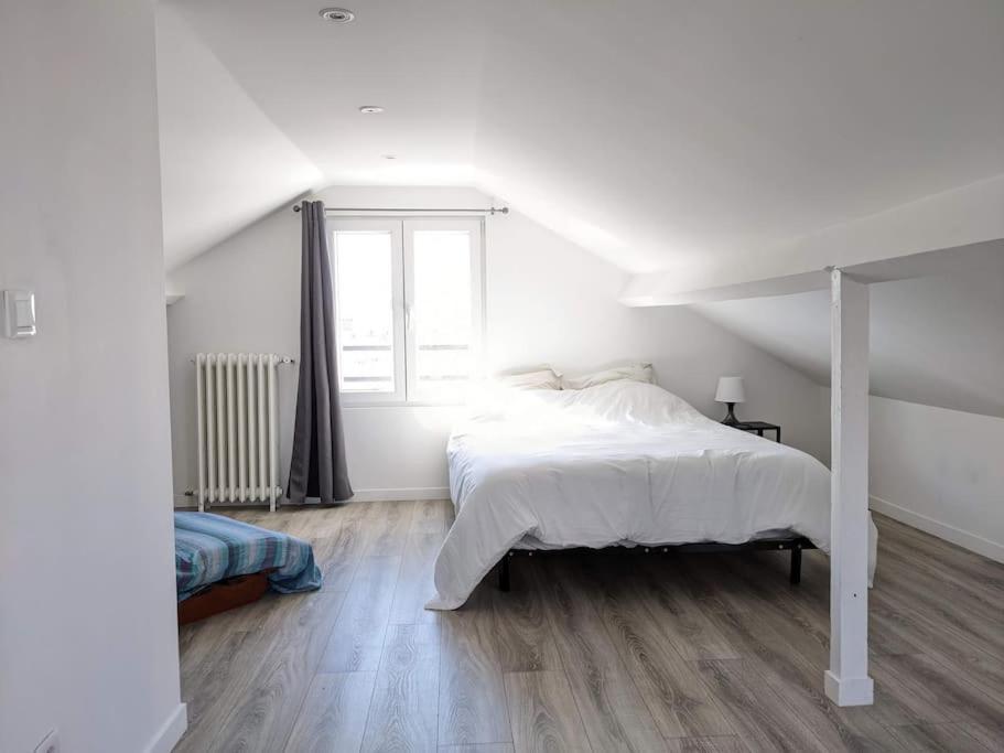 Grande Maison Renovee A 7 Min Du Metro Romainville Eksteriør billede